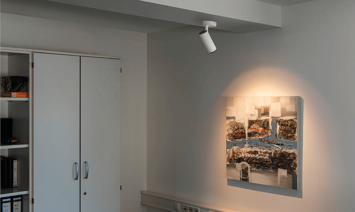SLV LED Ceiling luminaire NUMINOS SPOT PHASE M, 3000K, 36°, 1970lm, white/black SLV LED Ceiling luminaire NUMINOS SPOT PHASE M, 3000K, 36°, 1970lm, white/black