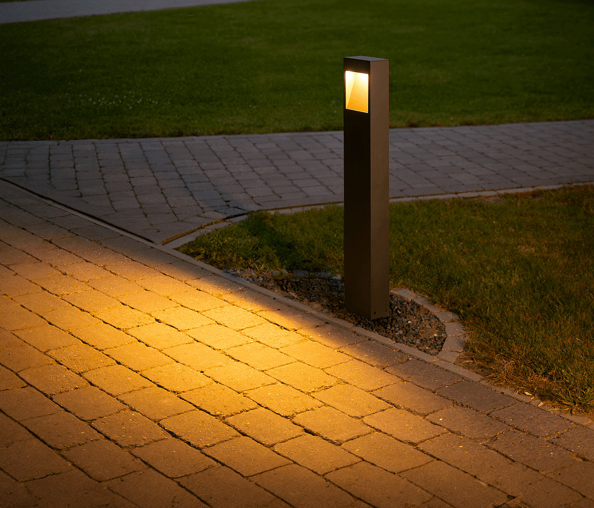SLV Staande armatuur voor buiten QUAD PRO 90 hoekig, DALI aanstuurbaar, slagvast, Zeelucht bestendig IP65, antraciet dimbaar SLV Staande armatuur voor buiten QUAD PRO 90 hoekig, DALI aanstuurbaar, slagvast, Zeelucht bestendig IP65, antraciet dimbaar