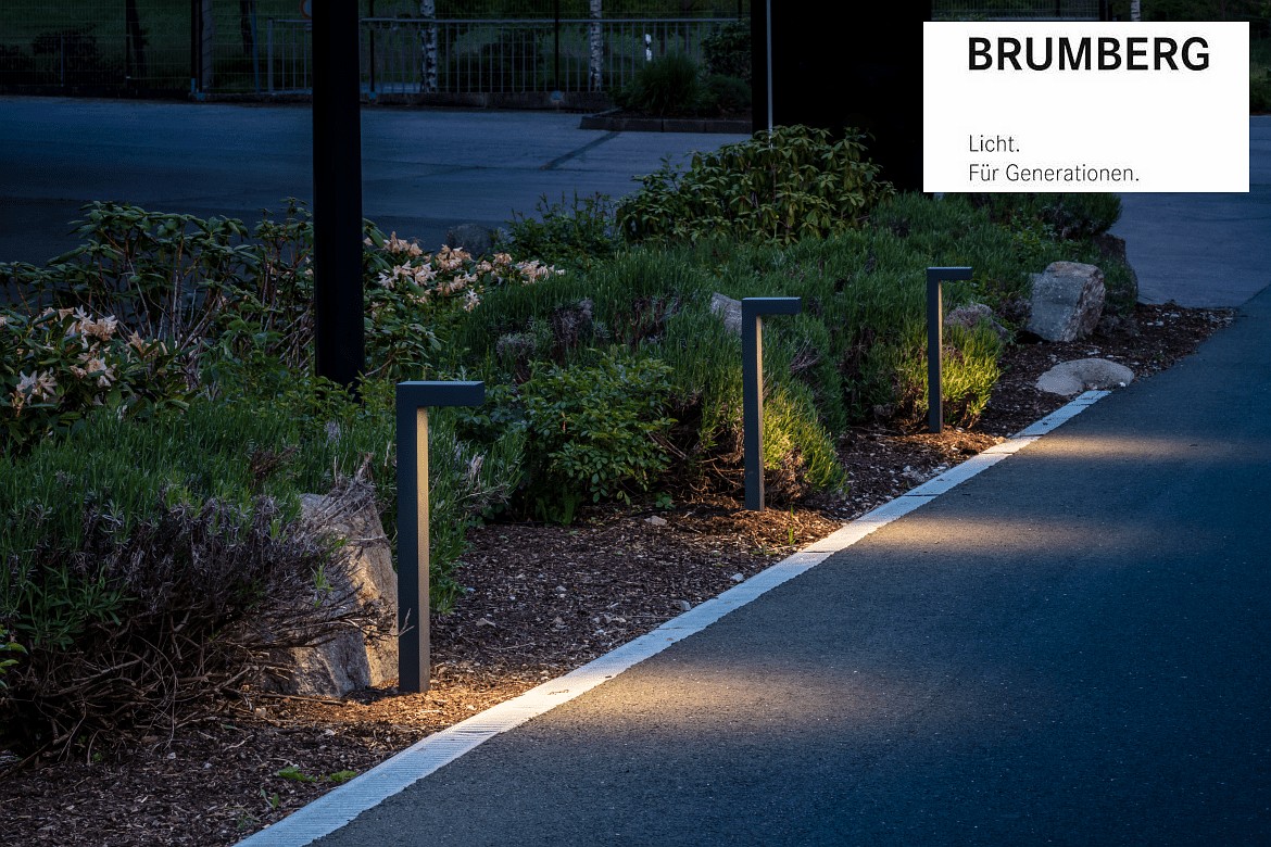 Brumberg bollard light LANTERN 80CM down, square, switchable IP65, graphite, mat Brumberg bollard light LANTERN 80CM down, square, switchable IP65, graphite, mat