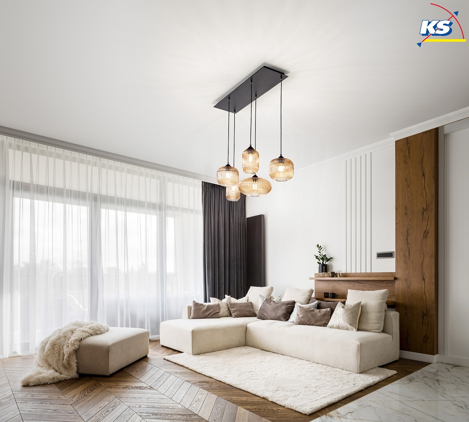 Fabas Luce Pendelarmatuur GILLIS 5-vlams E27 IP20, amber, zwart dimbaar Fabas Luce Pendelarmatuur GILLIS 5-vlams E27 IP20, amber, zwart dimbaar
