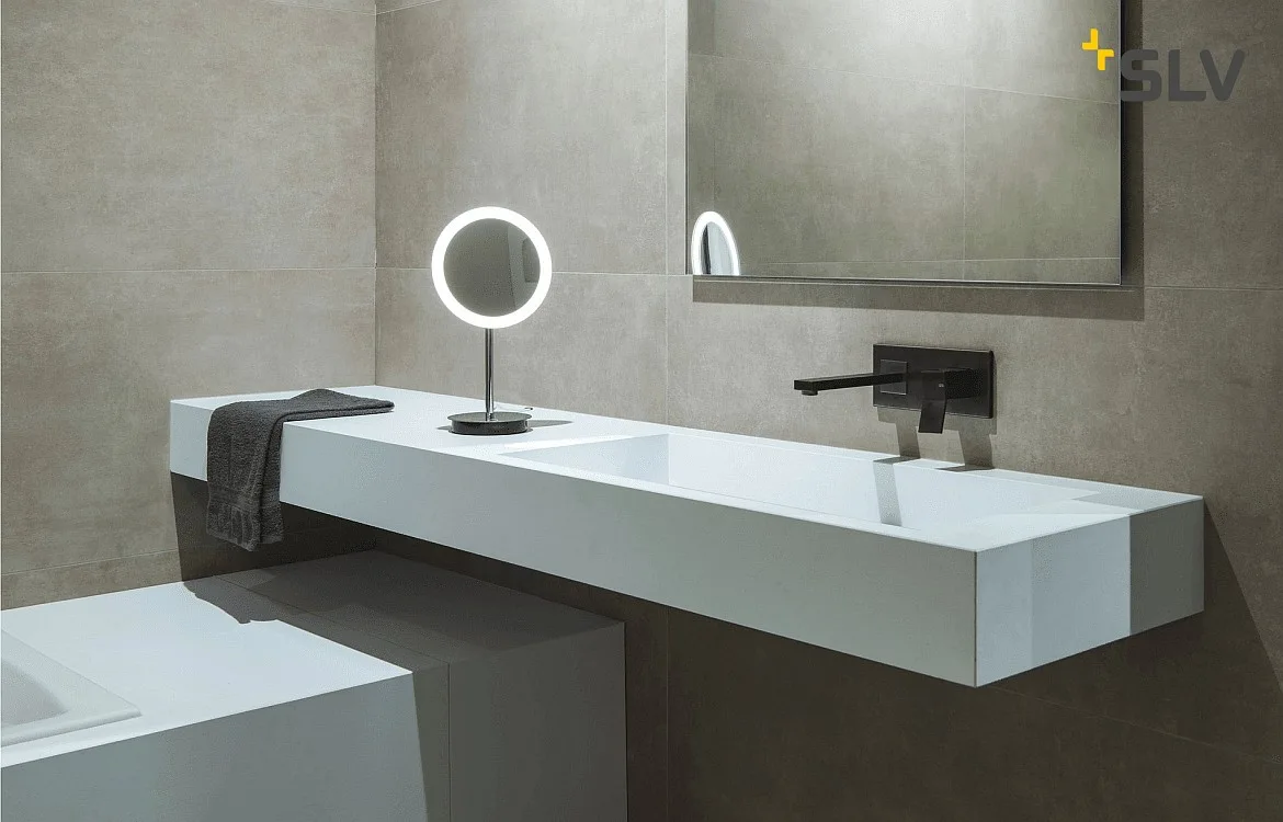 SLV Spiegel met verlichting MAGANDA TL CCT Switch IP44, chroom, transparant SLV Spiegel met verlichting MAGANDA TL CCT Switch IP44, chroom, transparant
