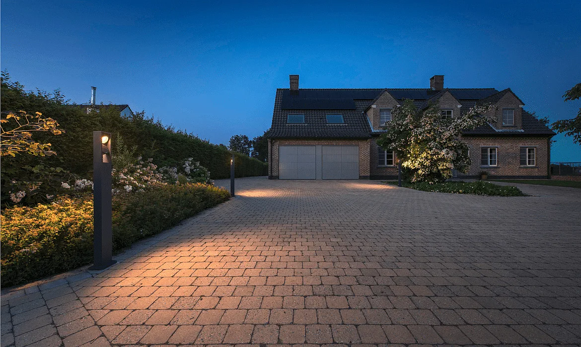 SLV Staande armatuur voor buiten ESKINA FRAME 125 DOUBLE CCT 2-vlams, CCT Switch, instelbaar IP65, antraciet SLV Staande armatuur voor buiten ESKINA FRAME 125 DOUBLE CCT 2-vlams, CCT Switch, instelbaar IP65, antraciet