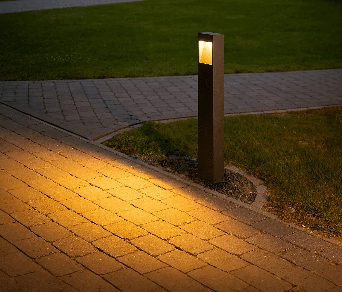 SLV Staande armatuur voor buiten QUAD PRO 90 hoekig, DALI aanstuurbaar, slagvast, Zeelucht bestendig IP65, antraciet dimbaar SLV Staande armatuur voor buiten QUAD PRO 90 hoekig, DALI aanstuurbaar, slagvast, Zeelucht bestendig IP65, antraciet dimbaar