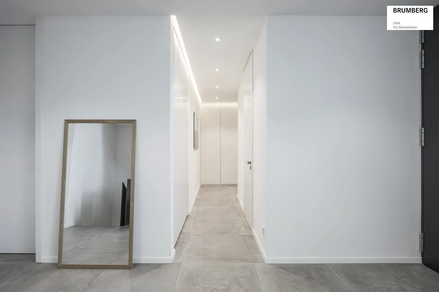 Brumberg Downlight BB05 hoekig, dimbaar IP20, wit dimbaar Brumberg Downlight BB05 hoekig, dimbaar IP20, wit dimbaar