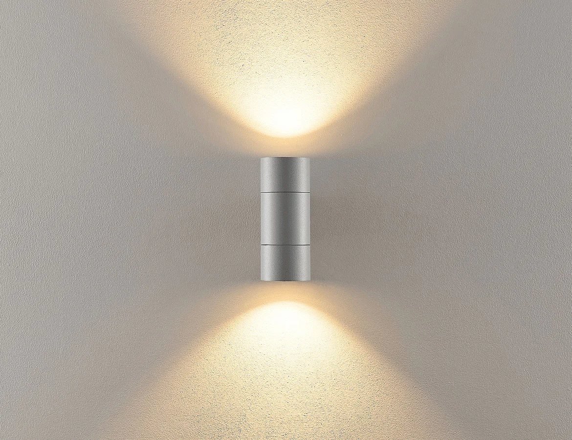 Deko-Light Gevelspot ACHERNAR UP & DOWN 2-vlams, cilindrisch, met lamphouder GU10 IP65, lichtgrijs Deko-Light Gevelspot ACHERNAR UP & DOWN 2-vlams, cilindrisch, met lamphouder GU10 IP65, lichtgrijs