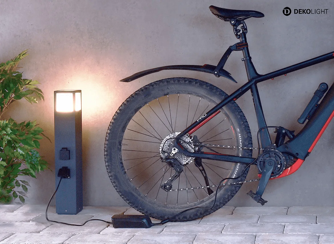 Deko-Light Energiezuil FACADO SOCKET 65 2-voudig, kort, met verlichting, schakelbaar E27 IP54, donkergrijs Deko-Light Energiezuil FACADO SOCKET 65 2-voudig, kort, met verlichting, schakelbaar E27 IP54, donkergrijs