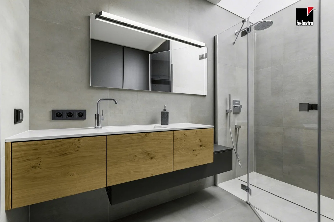 Helestra mirror luminaire LADO-S 120 large, switchable, slim, with diffuser IP44, black matt, white Helestra mirror luminaire LADO-S 120 large, switchable, slim, with diffuser IP44, black matt, white