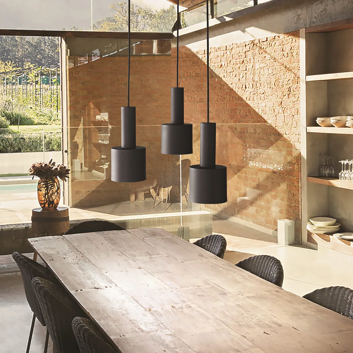 Ideal Lux Pendelarmatuur HOLLY 1-vlams E27 IP20, zwart, gepoedercoat Ideal Lux Pendelarmatuur HOLLY 1-vlams E27 IP20, zwart, gepoedercoat