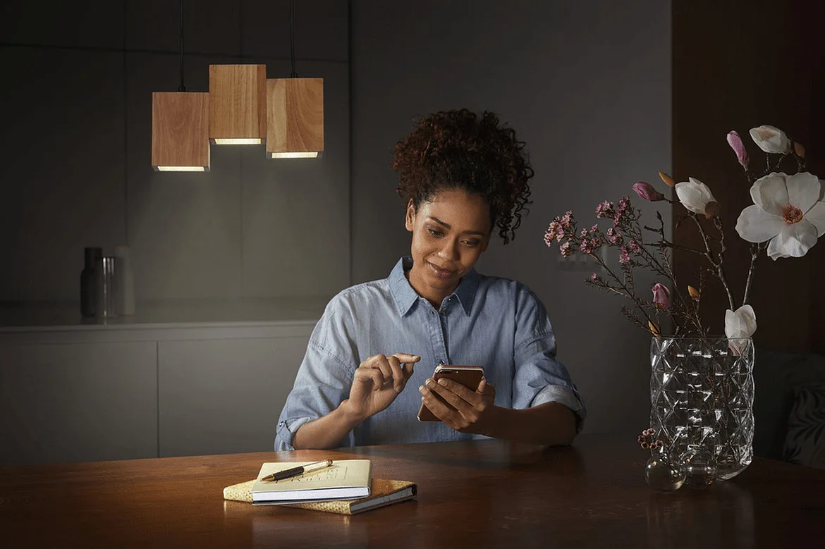 Ledvance SMART+ WIFI DECOR WOOD PENDANT TW 3-vlams, Tunable White, bedienbaar via WLAN / WIFI, dimbaar Ledvance SMART+ WIFI DECOR WOOD PENDANT TW 3-vlams, Tunable White, bedienbaar via WLAN / WIFI, dimbaar