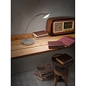 Fabas Luce Tafelarmatuur HALE rond, kantelbaar IP20, aluminium geborsteld, chroom dimbaar
