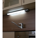 HEITRONIC Onderbouwarmatuur DETMOLD met schakelaar, met stopcontact IP20, zilver mat  8W 420lm 3000K 120� 120� CRI 80 67.9cm