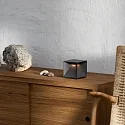 SIGOR Tafellamp op batterijen NUTALIS 10X10CM Cubusvorm, CCT Switch, met Touch-Dimmer, met Lader IP54, grafietgrijs dimbaar